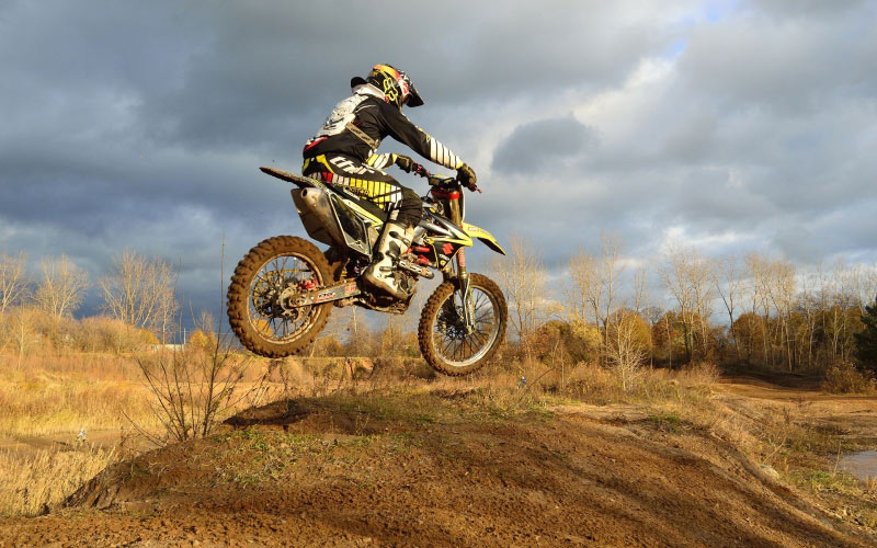 dirt bike, motorcycle, jump, autumn, bike, race, speed, motorbike, motocross, motor, transportation, track, extreme, sport, competition, cycle, moto, racer, rider, riding, outdoor, active,