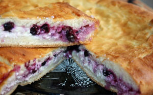 delicious cake, currants, cheese, food, dessert