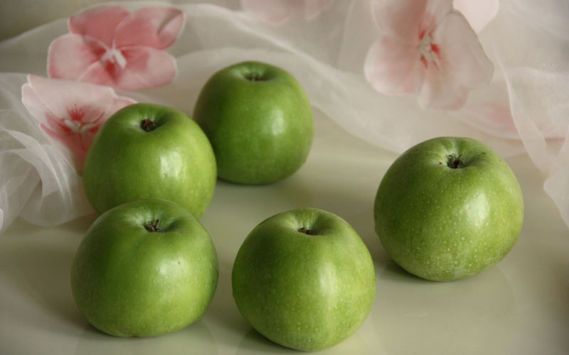 August, summer, fruit, apples
