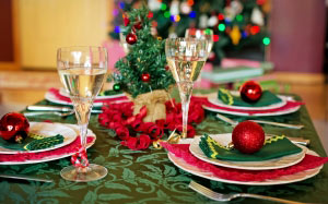 christmas table, christmas dinner, holiday, christmas, xmas, new year, plates, setting, traditional, season