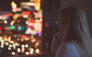 lights, bokeh, girl, women, night, city, colors, window, people