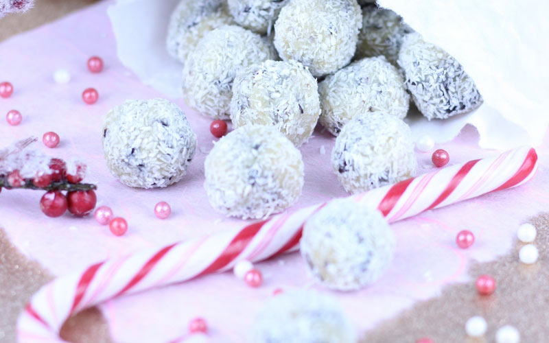 xmas, christmas, new year, advent, candy, chocolate balls, candy cane, poinsettia, sugar pearls, beads, treat, decorative, christmas time, decoration, food, sweet, small cakes, even baked, sugar, ornament