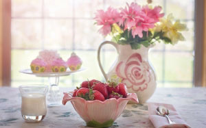 fruit, flowers, petal, summer, decoration, meal, spring, pink, breakfast, dessert, lighting, cream, still life, strawberries, floristry, peony, interior, floral