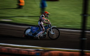 sports, bicycle, bike, rider, vehicle, motorcycle, motorbike, speed, race, race track, fast, motorsport, speedway