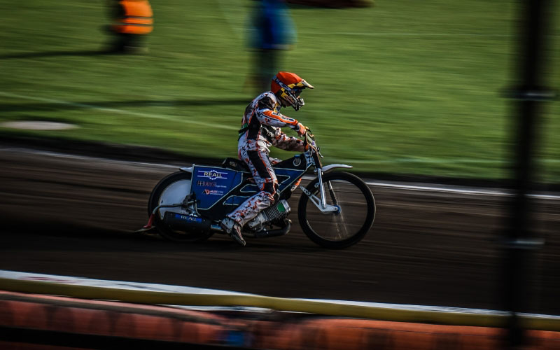 sports, bicycle, bike, rider, vehicle, motorcycle, motorbike, speed, race, race track, fast, motorsport, speedway