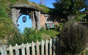 hobbiton, lord of the rings, hobbits, new zealand, lotr, fantasy, house, home