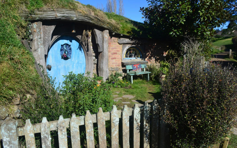 hobbiton, lord of the rings, hobbits, new zealand, lotr, fantasy, house, home