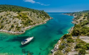 beach, sea, coast, water, boat, shore, cliff, cove, mediterranean, vehicle, paradise, sailing, lagoon, bay, island, yacht