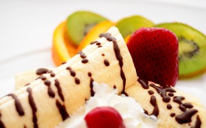 fruits, sweet, meal, food, breakfast, chocolate, ice cream, dessert, cream, kiwi, bananas, strawberries, sweetness