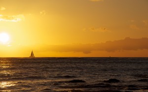 sea, water, nature, ocean, horizon, silhouette, sky, sun, sunset, boat, sunlight, waves, summer, vacation, travel, dusk, evening, twilight, paradise, tropical, seascape, tourism, sailboat