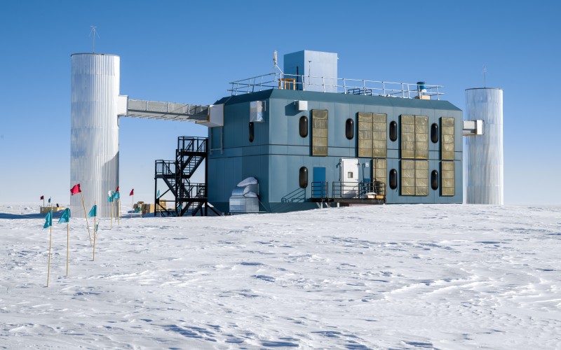 neutrino, observatory, antarctica, snow, winter, science, technology, technologies